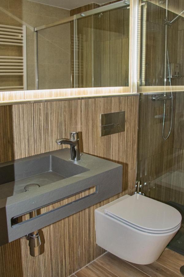Aparthotel Essenzia De Castilla Aranda de Duero Buitenkant foto