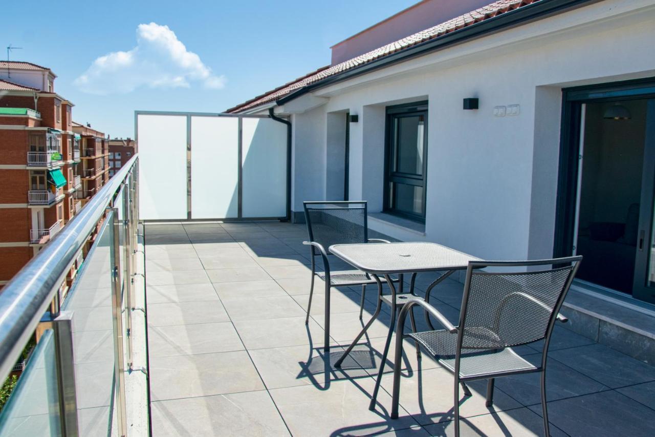 Aparthotel Essenzia De Castilla Aranda de Duero Buitenkant foto