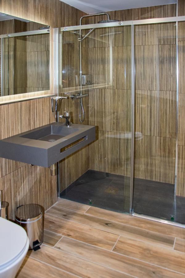 Aparthotel Essenzia De Castilla Aranda de Duero Buitenkant foto