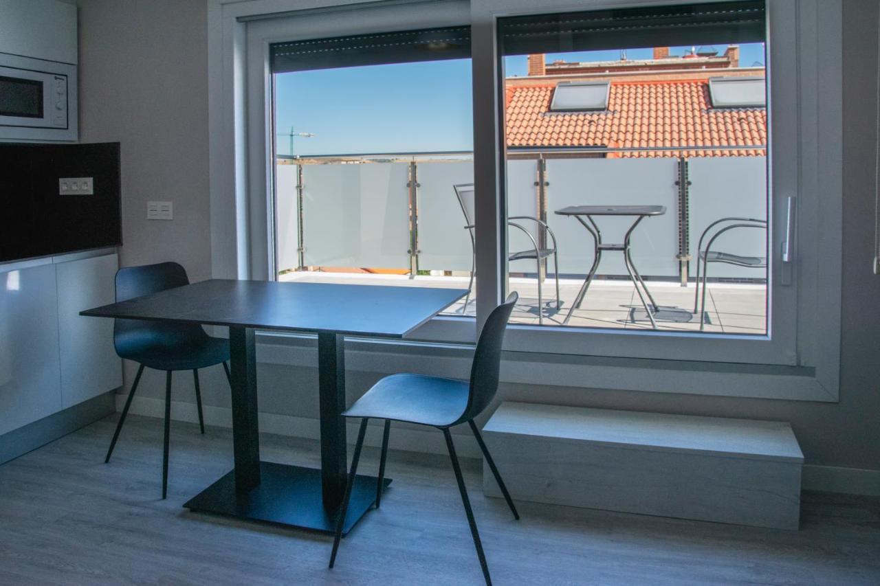 Aparthotel Essenzia De Castilla Aranda de Duero Buitenkant foto